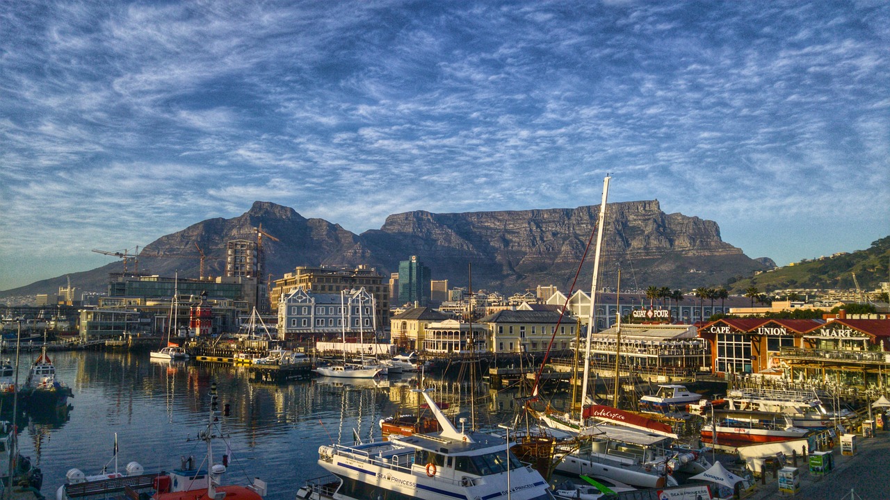 CAPE TOWN TOUR PACKAGE